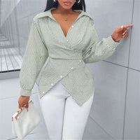 Zoe™ Wickelbluse aus Premium-Viskose mit Bindeband am Rücken – Grün