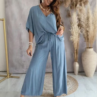 Biarritz™ Set — V-Ausschnitt-Bluse & Palazzo-Hose mit verstellbarem Kordelzugbund – Blau