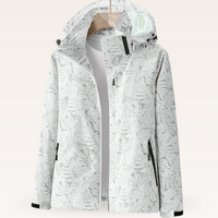 Regenjacke für Damen - Wasserfeste Sommerjacke mit Blättermuster – Weiß