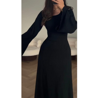 Damen Elegantes Kleid mit Langen Ärmeln und Drapierungen | Maxi – Schwarz