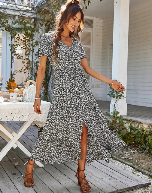 Elara - Blumiges Vintagekleid