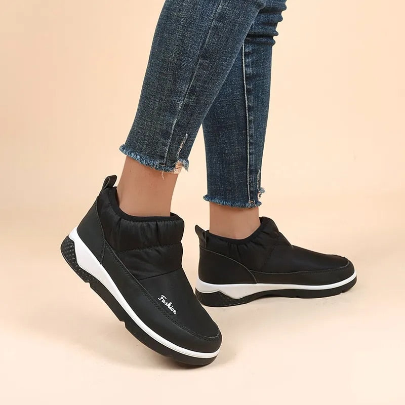 Leyvanna | Orthopädische Rutschfeste Wasserdichte Winterstiefeletten