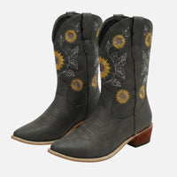 Franziska | Damen Western Wildlederstiefel Blumenstickerei – Bestickte Western Stiefel – Dunkelbraun