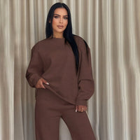 Isys™ Sweat-Set mit cleanem Look und Premium-Komfort – Braun