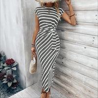 Dolce Riviera™-Kleid mit Eleganten Streifen und Seitlicher Schnürung – Dunkelgrau