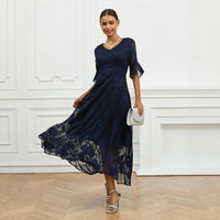 Celira™ Kleid mit Raffiniertem Floral-Design – Blau