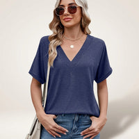 Elvara™ Bluse mit V-Ausschnitt und Zeitlosem Stil – Marine