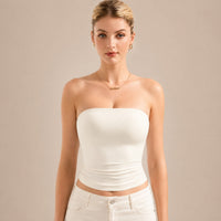 Belisse™ Bandeau-Top mit Figurbetontem Sitz und Premium-Komfort – Weiß
