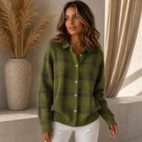 Saint Claire™ Premium-Strickjacke mit Karomuster – Grün