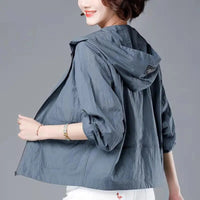 Karin | Winddichte Regenjacke mit Kapuze – Grau