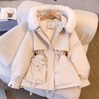Luxuriöser Winterparka mit Kunstfellkapuze für Frauen – Weiß