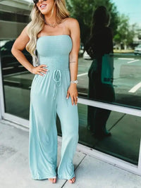 Mary | Eleganter Jumpsuit – Hellgrün