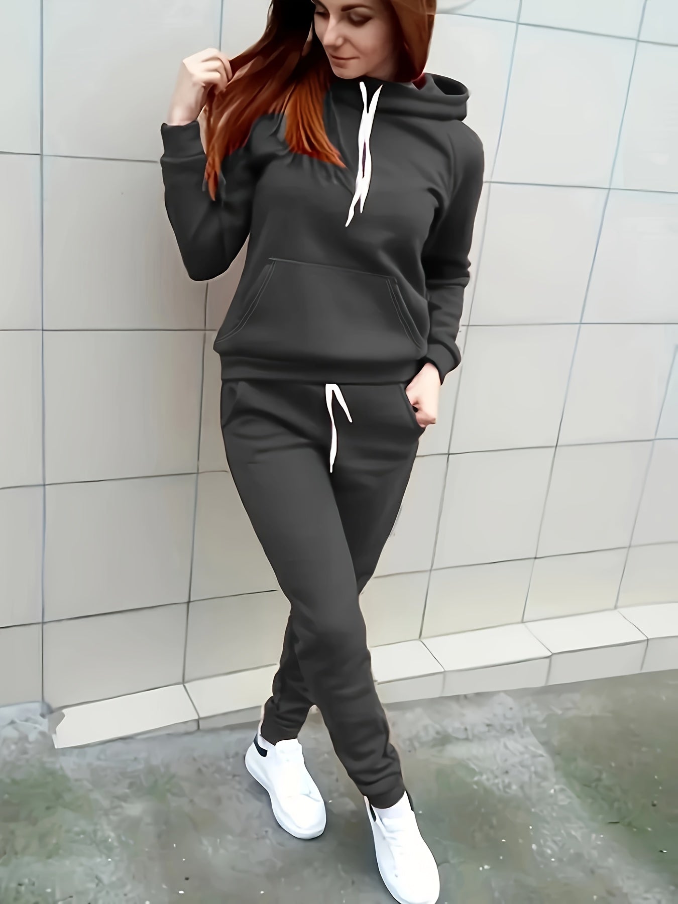 Bequemes Damen Trainingsanzug-Set aus Baumwolle | Kapuzenjacke & Jogginghose mit praktischen Taschen