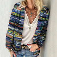 Celena | Bunte Damen-Strickjacke mit Print – Ein lebendiger Cardigan für einen stilvollen Look – Blau