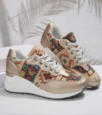 Znaya – Boho Turnschuhe Mit Geometrischem Schnürdesign – Gold