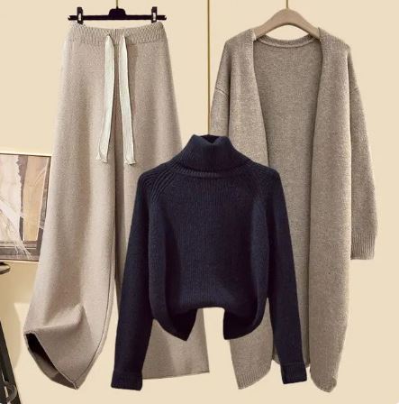 Korellia | Dreiteiliges Set im Lazy Style