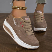 Sable - Plateau-Sneaker mit Schnürung in bequemer Passform – Braun