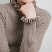 Alva - Stilvoller Damenpullover mit Rollkragen – Braun
