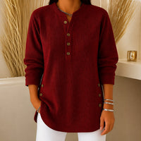 Jocelyn - Ein gemütlicher Damenpullover mit Knopfdetails – Rot