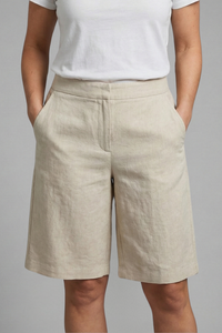Almira | Damen Bermuda Shorts mit Elastikbund und Seitentaschen – Beige