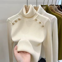 EVI - ENG ANLIEGENDER ROLLKRAGENPULLOVER – Beige