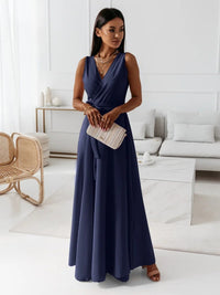 Aurelie | Fließendes Wickel Maxikleid – Marine
