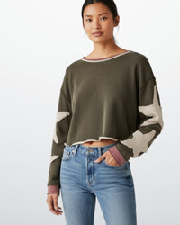 Buntes Langarm-Sweatshirt für Damen mit Applikationen – Braun