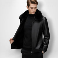 Gefütterte Jacke für Herren mit Coating und flauschigem Kragen – Schwarz