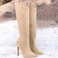 Mylène - Stilvolle und modische Stiefel – Beige Holz