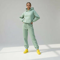 Oversized Loungewear Set für Damen mit Kapuzen Sweatshirt und Jogginghose – Hellgrün