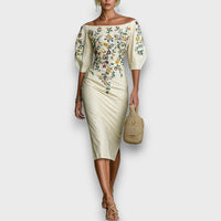 Florisse – Besticktes Midi-Kleid mit Carmen-Ausschnitt – Beige