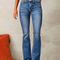 Evarra - Ausgestellte High-Waist-Jeans aus weichem Stretch – Dunkelblau