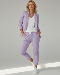 Damen Anzug Set für Alltag und besondere Anlässe | Sportlich-elegant – Lila