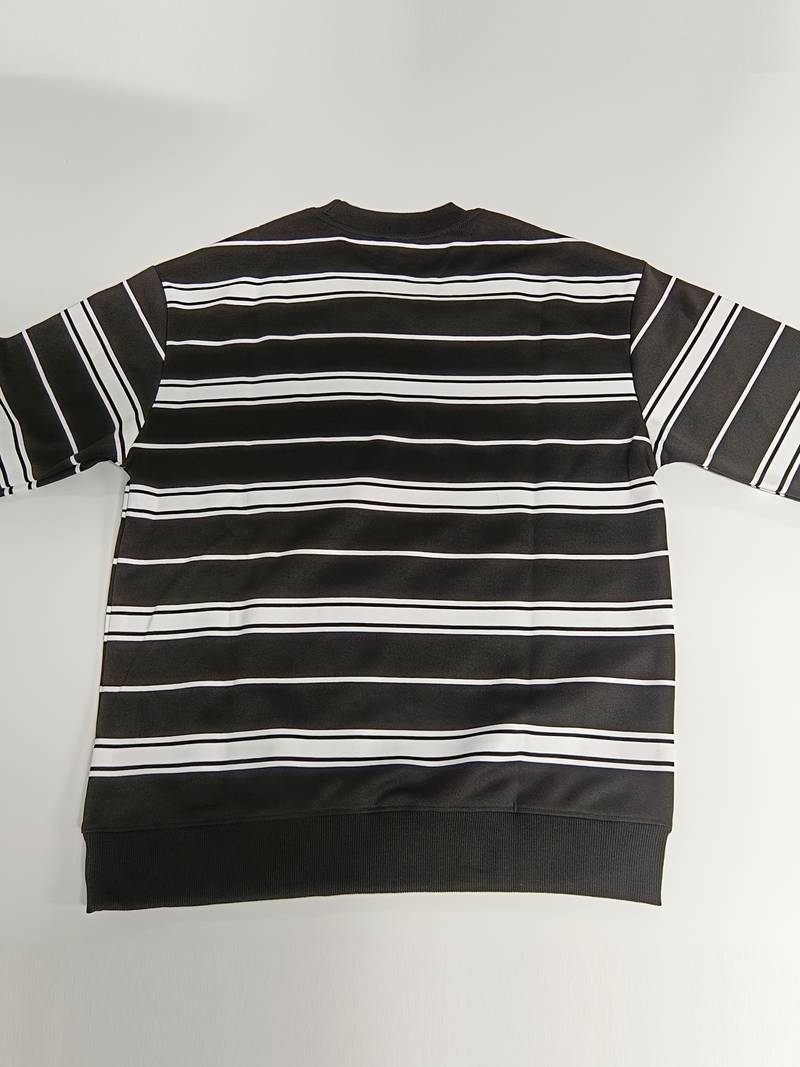 Witta | Maßgeschneidertes und elegantes Sommerkleidungsstück