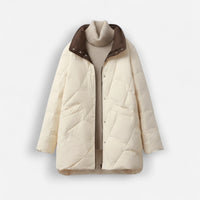 Leichte Damenjacke mit warmer Füllung und wellenförmiger Steppung - mittellang – Weiß