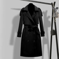 Laseanna | Schwarzer Trenchcoat mit Gürtel – Schwarz