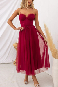 Damen elegantes fließendes Kleid für Hochzeitsgäste | Midi – Weinrot