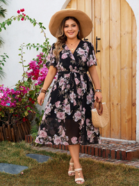 Damen geblümtes Sommerkleid in Übergröße | Midi – Schwarz