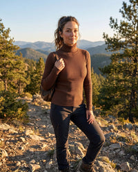 Marie | Damen Gerippter Rollkragen Strick Sweater – Dunkelbraun