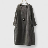 Damen Geripptes Rundhals-Midikleid mit Dreiviertelärmeln und Fronttaschen – Grau