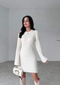Damen Geripptes Strickkleid mit Rundhalsausschnitt und langen Ärmeln – Weiß