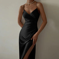 Damen Kleid mit Wickeloptik und dünnen Trägern – Schwarz