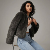 Lena | Damen Kurz Kunstpelz Cardigan Jacke – Schwarz