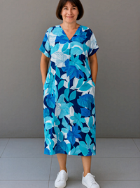 Damen lebendiges luftiges Sommerkleid | Midi – Blau/schwarz