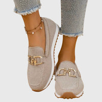 Damen Loafer mit Metallspange und perforierter Oberfläche – Beige