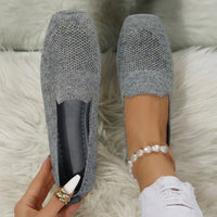 Damen Loafer mit perforierter Oberfläche und quadratischem Zehenbereich – Grau