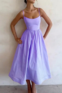 Damen Midikleid mit geradem Ausschnitt und Spaghettiträgern mit Taillenaht und weitem Rock – Lila