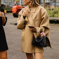 Damen moderner Blazermantel | Übergroß – Beige