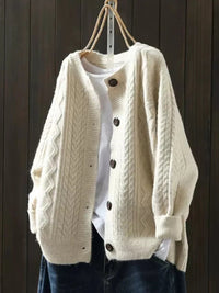 Johanna | Damen Oversized Zopfmuster-Cardigan mit Knopfleiste – Beige