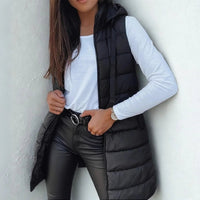 Frieda | Damen Puffer Weste mit Kapuze Ärmellose Lange Steppweste – Schwarz
